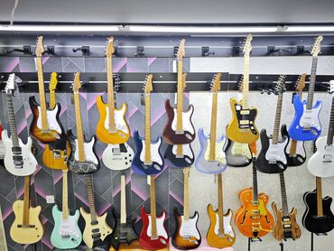 Elektro gitaralar: Elektron gitara, 6 sim, Yeni, Ünvandan götürmə — 4