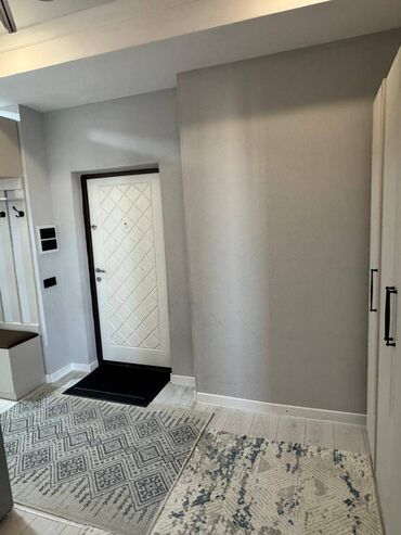 продаю 2х команатную квартиру в 7 мкр: 2 комнаты, 47 м², Элитка, 10 этаж, Евроремонт