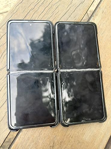 xiaomi flip: Samsung Z Flip, rəng - Qara — 1