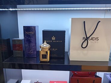 Ətriyyat: Mancera Red Tobacco ətri zəngin və isti ətirdir. Emporio Armani