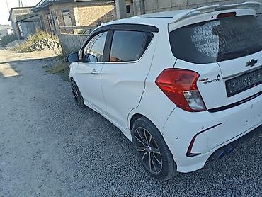 аренда шевралет спарк: Chevrolet Spark: 2017 г., 1 л, Автомат, Бензин, Хэтчбэк — 2