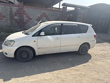 Toyota: Toyota Ipsum: 2001 г., Минивэн — 3