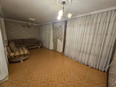 Uzunmüddətli kirayə mənzillər: Sumqayıt ş. 17 mkr. 5 mərtəbəli binanın 1 - ci mərtəbəsi, 4 otaq tam -da lalafo.az — 7 Uzunmüddətli kirayə mənzillər: Sumqayıt ş. 17 mkr. 5 mərtəbəli binanın 1 - ci mərtəbəsi, 4 otaq tam — 7