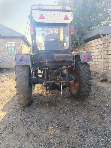 Sbor motorlar və silindr başlıqları: Məhsul: Təkərli traktorun mühərrik və şassi komplekti (çərçivə — 9