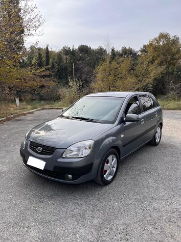 avtomat sürət qutusu: Kia Rio: 1.4 л | 2006 г. Хэтчбэк