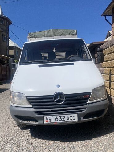 mercedesbenz sprinter коратыш: Грузовик, Mercedes-Benz, Дубль, 3 т, Б/у