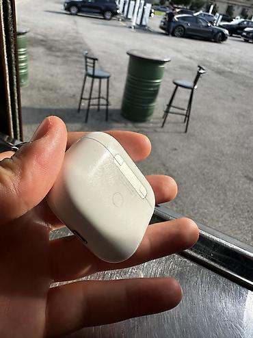 airpods qulaqcıq: İşlənmiş Simsiz (Bluetooth) Qulaqcıqlar, Apple, rəng - Ağ — 3