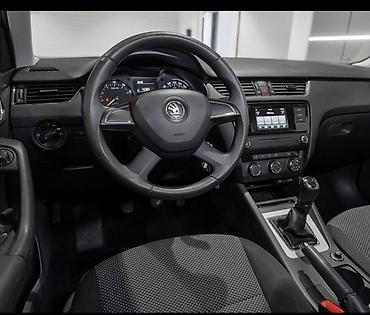 byd e6: Skoda Octavia: 2017 г., 1.6 л, Механика, Бензин, Седан — 10