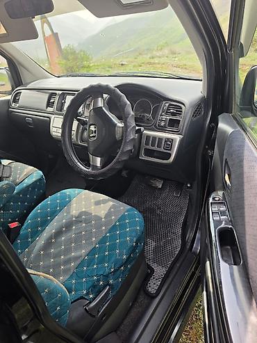 sprinter 4 4: Honda Stepwgn: 2003 г., 2 л, Автомат, Газ, Минивэн — 6