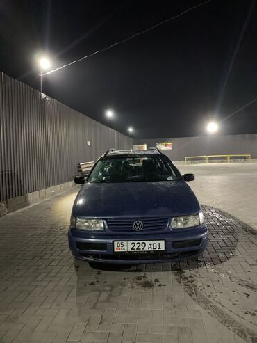 Volkswagen: Volkswagen Passat: 1994 г., 1.8 л, Механика, Бензин, Универсал