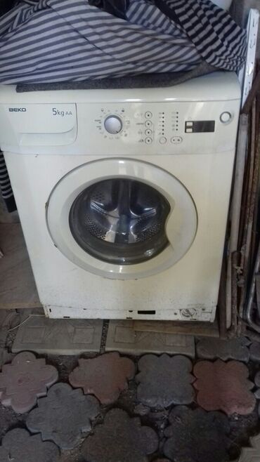 Qazanlar: Paltaryuyan maşın Beko, 5 kq, Avtomat, Qurutmasız, Kredit yoxdur