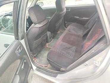 ion машина: Toyota Avensis: 2002 г., 2 л, Механика, Дизель, Универсал — 8