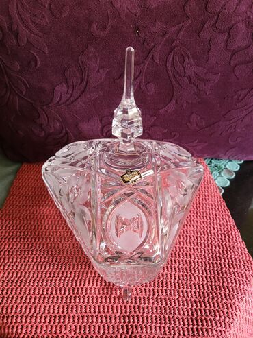 Ostalo posuđe: Bombonijera nova,kristal Zajecar 70te. Bombonijera kristalled — 8