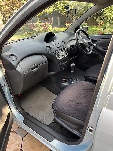 тойта витц: Toyota Vitz: 2003 г., 1.3 л, Механика, Бензин, Хэтчбэк — 6