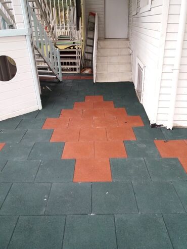 Резиновая плитка: Резиновая плитка. Резиновая покрытия. Описание: - Модульные плиты из — 2