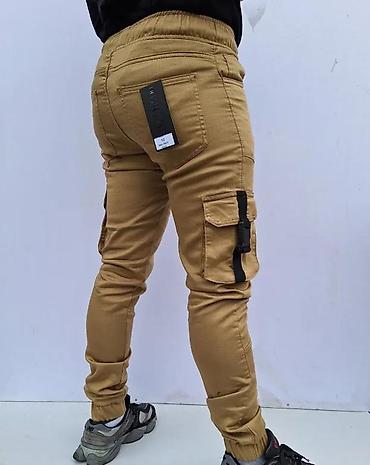 Ostala muška odeća: Muške cargo pantalone – bež/karamel boja - Kroj: slim/skinny nogavice — 2