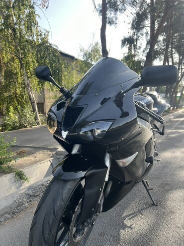 купить мотоцикл в рассрочку без банка: Спортбайк Kawasaki, 600 куб. см, Бензин, Чоңдор үчүн, Колдонулган