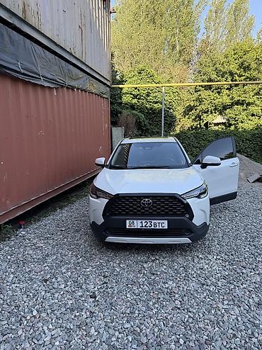 на corolla: Toyota Corolla: 2024 г., 2 л, Автомат, Бензин, Кроссовер — 1