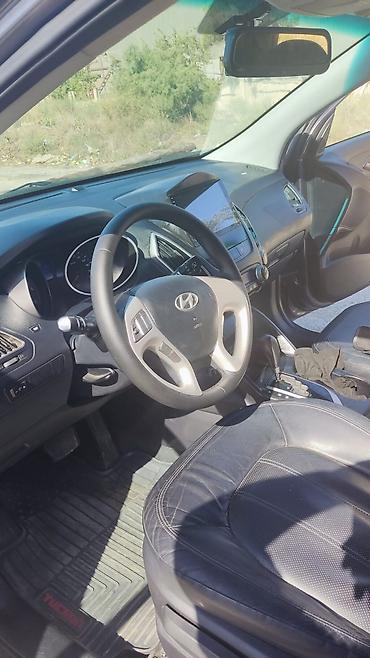 Hyundai: Hyundai ix35: 2 л | 2010 г. Кроссовер — 9