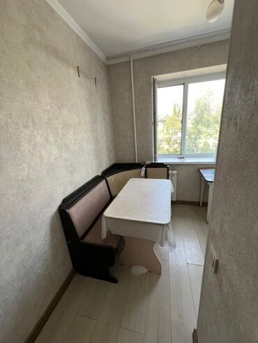 снять квартиру на долгий срок в бишкеке ок: 1 комната, 31 м², Индивидуалка, 3 этаж, Косметический ремонт