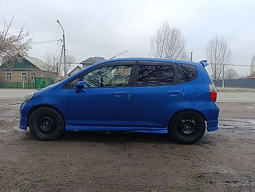 Honda: Honda Fit: 2004 г., 1.3 л, Вариатор, Бензин — 4