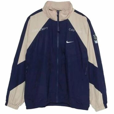 спортивный костюм nike оригинал: Ветровка:Nike CAV&EMPT
возврат на делаю!!!
Размер: S 160-170