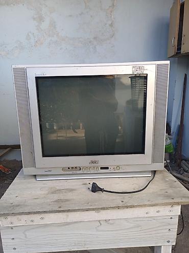 JVC InteriArt kineskop televizor - Ekran: CRT (kineskop), təxminən