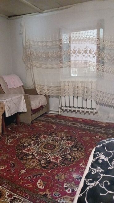 qaracuxurda ev alqi satqisi: Qaracuxur qesebesi Tatlı un məlumatlarının yaxınlığında heyet evində 1