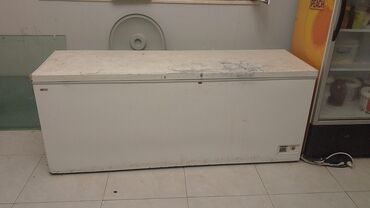 Gözəllik və estetika avadanlığı: Derin dondurucu Olcusu 2.40 texmini Qiymet 450 azn Unvan Nerimanov