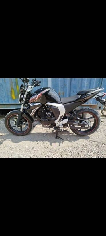 продам мотоцикл: Спортбайк Yamaha, 200 куб. см, Бензин, Взрослый, Б/у
