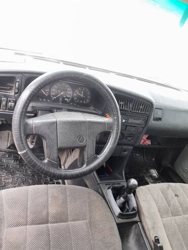 Volkswagen: Volkswagen Passat: 1991 г., 1.8 л, Механика, Бензин, Универсал — 6