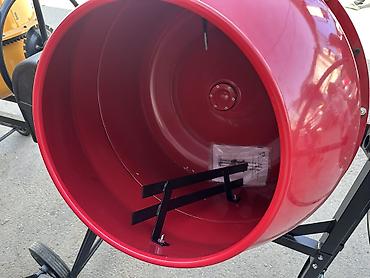 Бетономешалки, смесители: Экс калибр Бетономешалка 160л 800ват 220ват Доставка по городу — 17