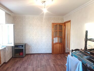 mingəçevir şəhərində səməd vurğun küçəsində evlər: Sumqayıt, 1 otaqlı, Köhnə tikili, 32 kv. m