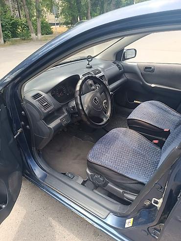Honda: Honda Civic: 2002 г., Хэтчбэк — 2