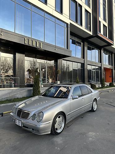 x class: Mercedes-Benz E-Class: 2000 г., 3.2 л, Автомат, Бензин, Седан — 3