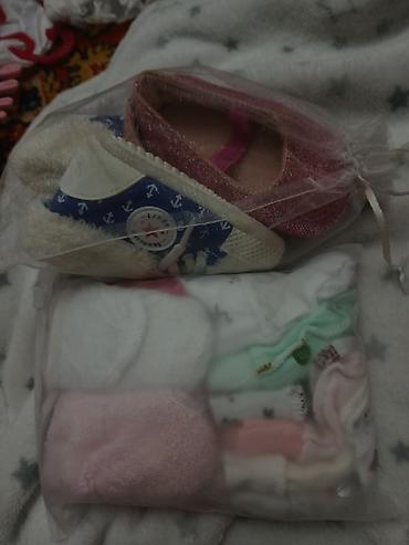 Другие детские вещи: Продаю от 50 до 200 сомбодикиполотенца,пледики,обувь и многое — 13