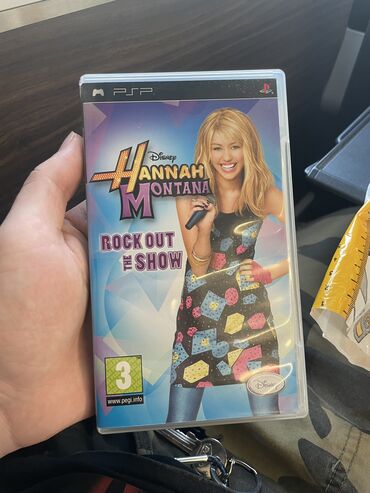 PSP umd disk, qutusu və sənədi ilə birliktədir. Hannah Montana Rock