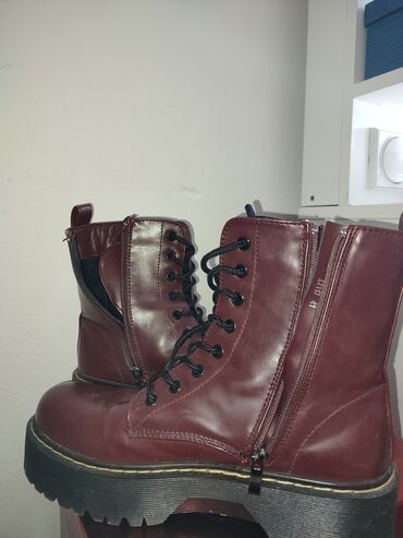 ugg cizme sive: Ankle boots, 41 at lalafo.rs ugg cizme sive: Ankle boots, 41