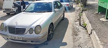 mersedes c250: Mercedes-Benz E 240: 2.6 l | 2000 il Sedan — 2