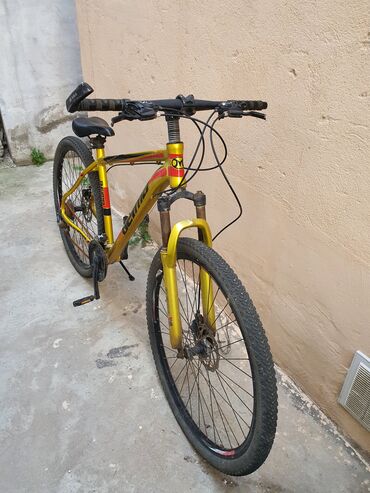 bisiklet: İşlənmiş Şəhər velosipedi 29", sürətlərin sayı: 21, Ünvandan götürmə