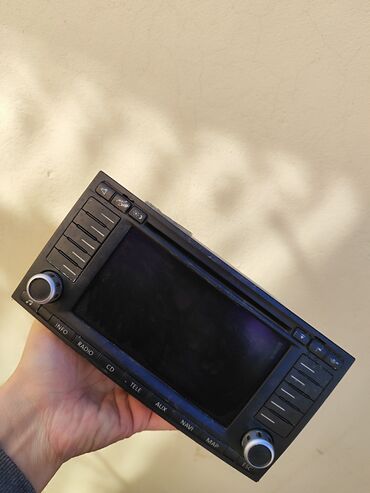 Monitorlar: Touareg monitor 2004 model