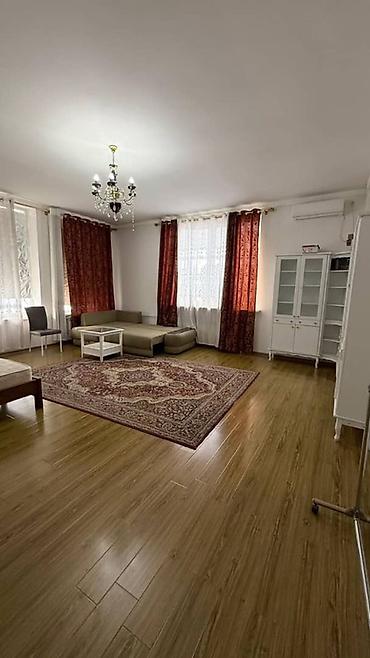 Продажа коттеджей и домов: 🏡 Продаётся просторный дом с классическим интерьером 📍 Локация: ж/м — 7