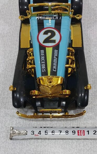 Avtomobil modelləri: Mercedes Formula-1 maşınlatı. Kolleksiya üçün retro model avtomobil – — 12