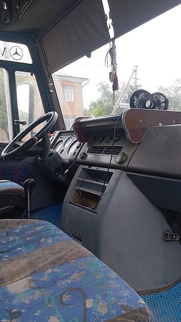 Транспорт: Mercedes-Benz : 1997 г., 4 л, Механика, Дизель, Фургон — 2