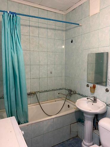 105: 1 комната, 38 м², Киргизия 1 105 серия, 2 этаж, Старый ремонт — 6
