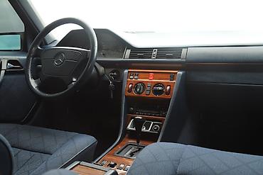 Mercedes-Benz: Mercedes-Benz W124: 1993 г., 3.2 л, Автомат, Бензин — 21