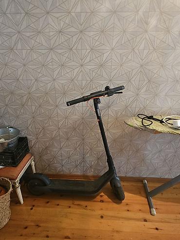 ninebot e2 pro: İşlənmiş Elektrik samokat 10", 501 - 750 Vt, 16 - 25 km/s — 1