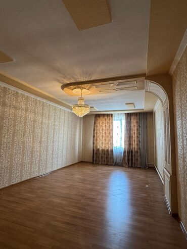 Продажа домов: Дом, 210 м², 7 комнат, Агентство недвижимости — 4