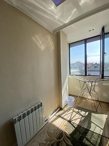 Долгосрочная аренда домов: 210 м², 6 комнат — 17