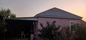 Darvazalar və aksesuarlar: Binə sovxozda, Qala küçəsində 5 sot torpaq sahəsində 2 ev satılır